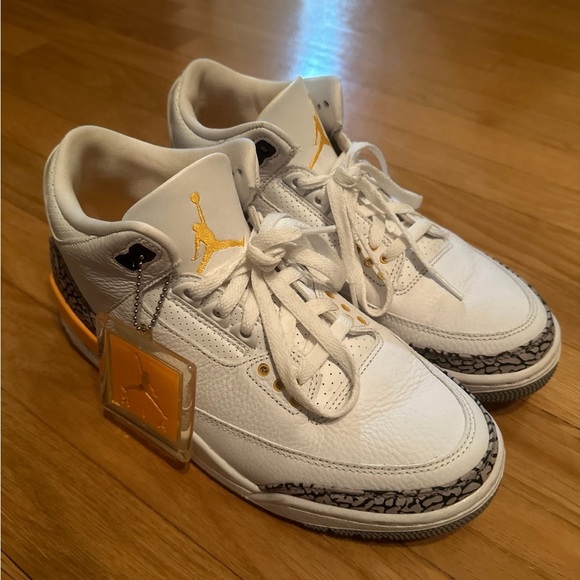 Jordan 3 Laser Orange - Picture 1 of 5